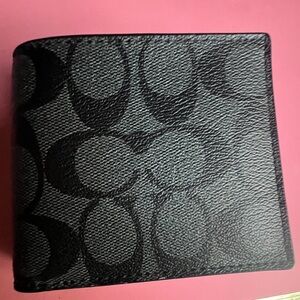 Great used condition Coach wallet